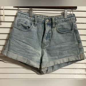 Pacsun High Waisted Mom Shorts Size 23 Light Wash Denim